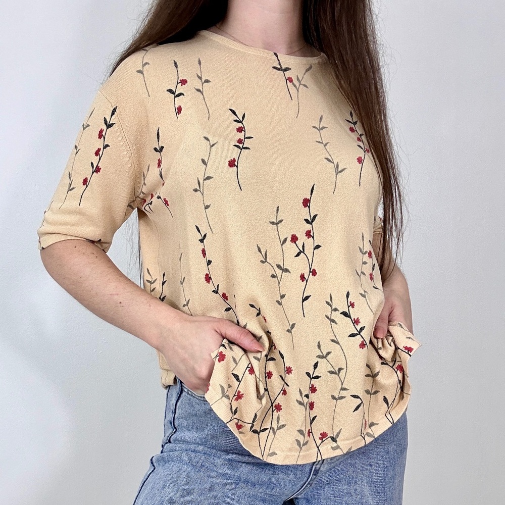 *Vintage D&D Collection Floral Printed Beige Blouse T Shirt